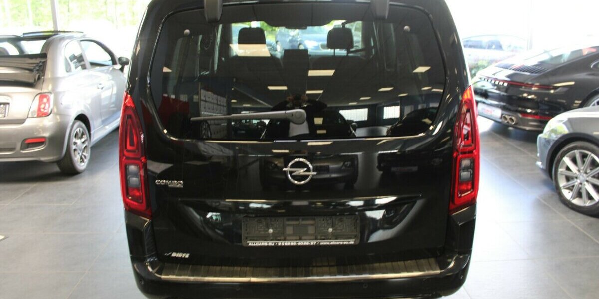 Opel Combo Life 1.5 Automatik 44.760 km 17.480 &euro; Euskirchen 53881