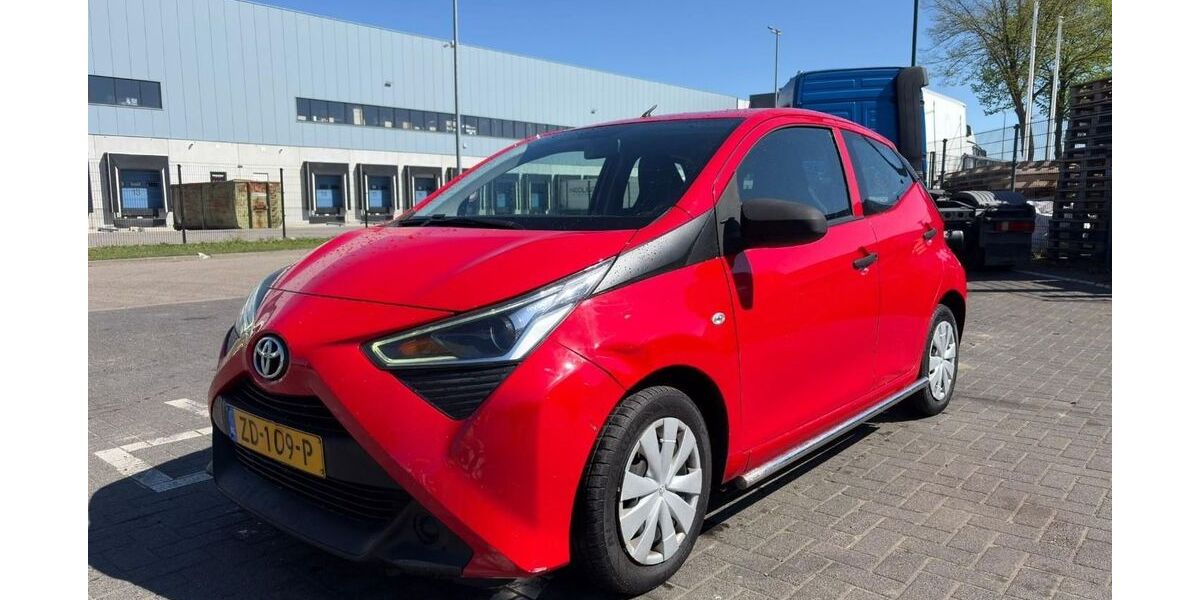 Toyota Aygo (X) 167.839 km 6.655 &euro; Son en Breugel 5692C