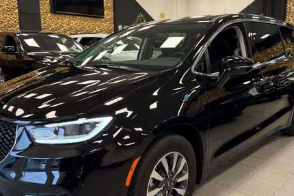 Chrysler Pacifica 10.000 km 47.900 € Wedemark 30900