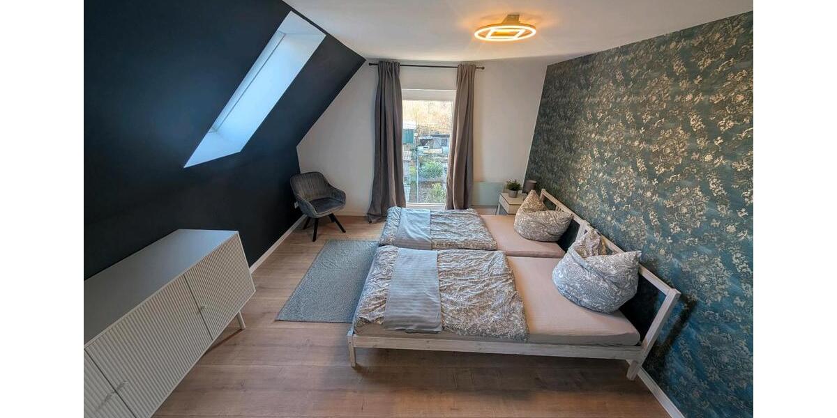 Einfamilienhaus Glauchau - 4 Zimmer, 101 m&sup2;, 210.000&euro; | Angebot:25856259