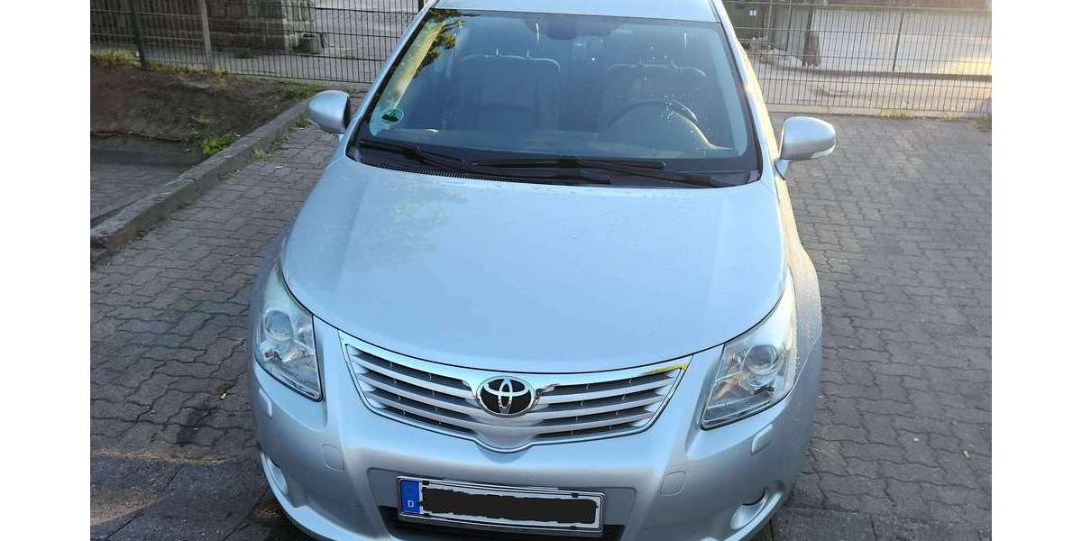 Toyota Avensis 125.000 km 9.999 &euro; Hamburg, Freie und Hansestadt 22049