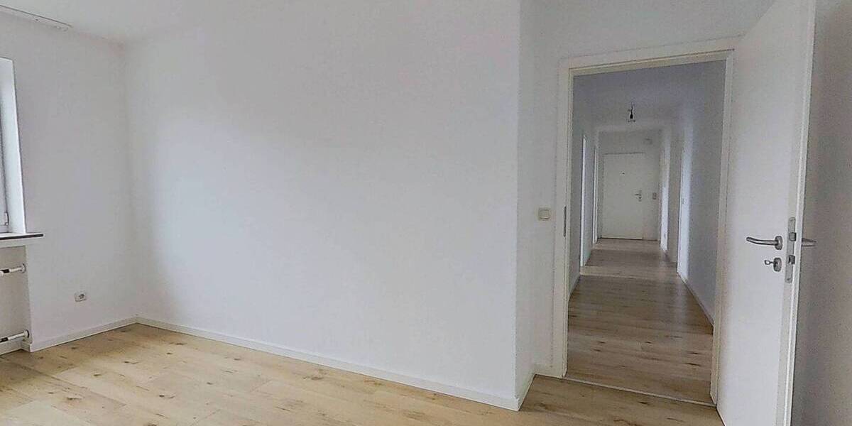 Etagenwohnung Bückeburg - 5 Zimmer, 102 m&sup2;, 950&euro; | Angebot:26902492