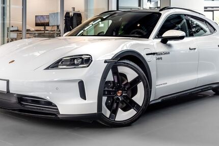 Porsche Taycan 7.900 km 119.858 € Leipzig 04356