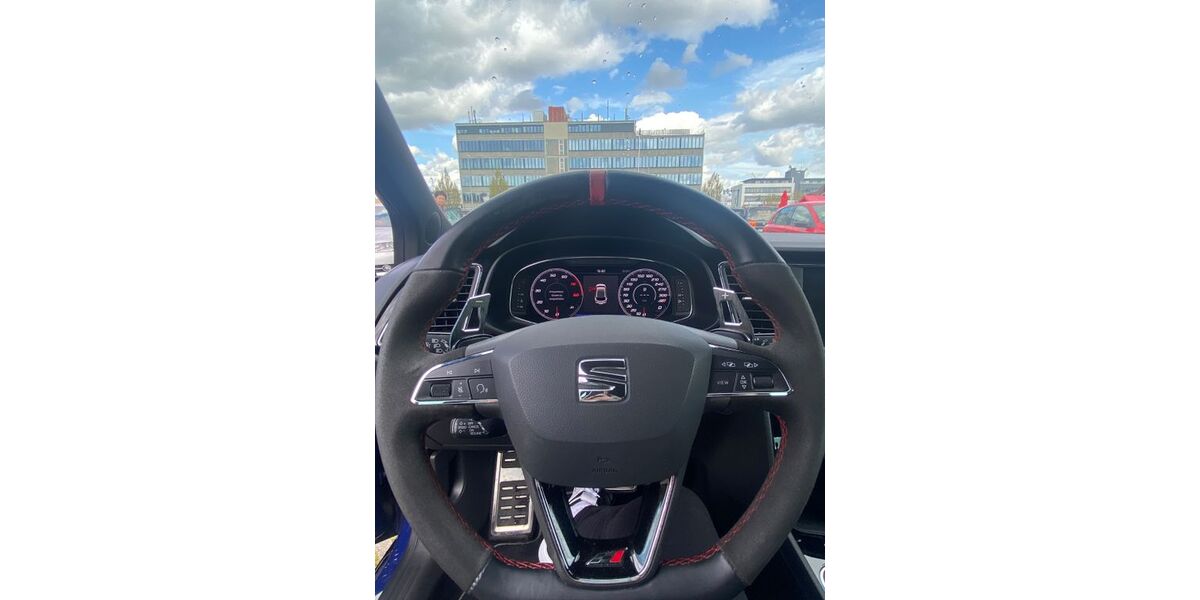 Seat Leon 118.000 km 17.000 &euro; Stuttgart 70327