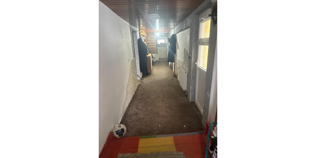 Einfamilienhaus Falkenstein - 6 Zimmer, 410 m&sup2;, 240.000&euro; | Angebot:26447243