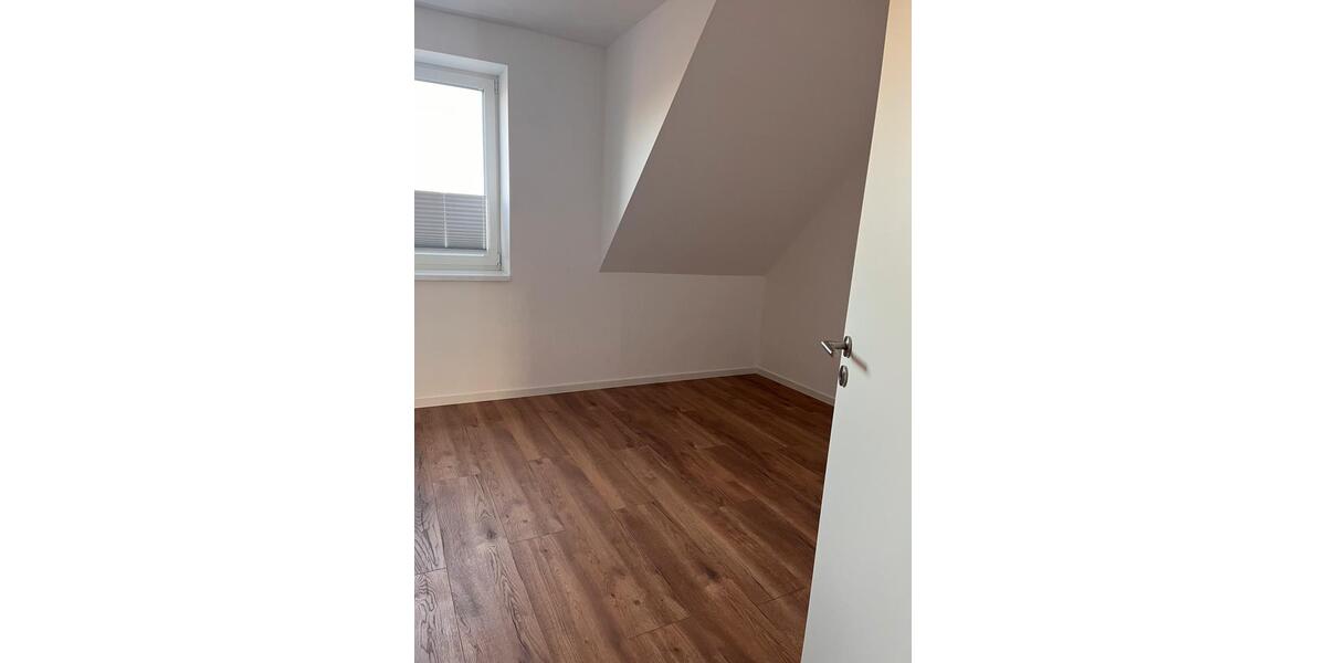 Reihenhaus Oldenburg Drielaker-Moor - 6 Zimmer, 132 m&sup2;, 1.750&euro; | Angebot:25056780