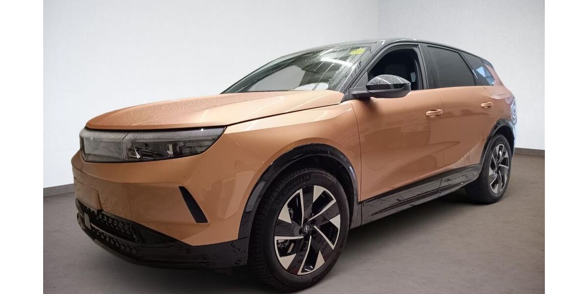 Opel Grandland (X) 8.800 km 39.500 &euro; Rüsselsheim 65428