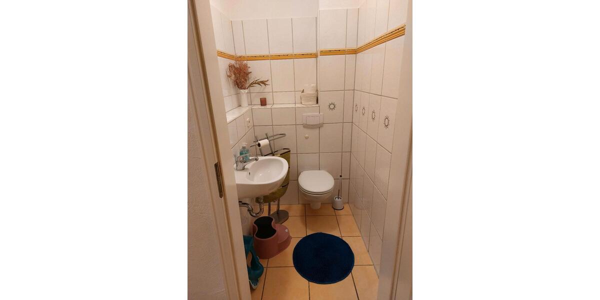 Etagenwohnung Bentwisch - 5 Zimmer, 192 m&sup2;, 2.100&euro; | Angebot:25343208