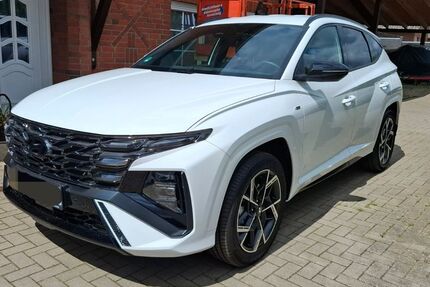Hyundai TUCSON 11.900 km 31.490 &euro; Schulendorf 21516