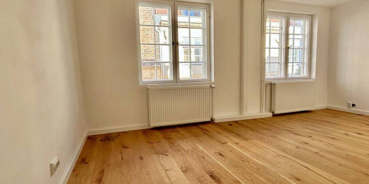 Reihenmittelhaus Lübeck Innenstadt - 5 Zimmer, 127 m&sup2;, 445.000&euro; | Angebot:26434031