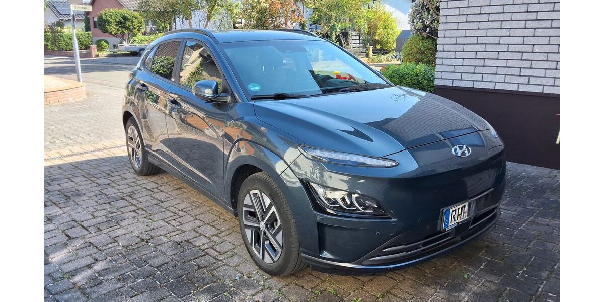 Hyundai KONA Elektro 53.500 km 15.950 &euro; Großniedesheim 67259