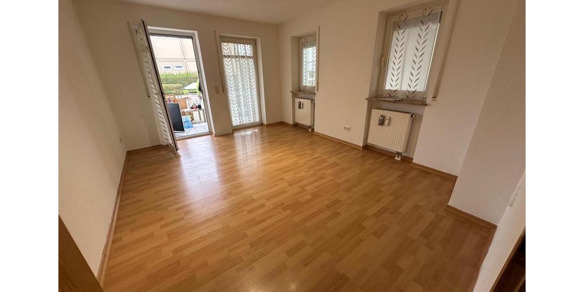 Erdgeschoßwohnung Lauingen (Donau) - 2 Zimmer, 43 m&sup2;, 500&euro; | Angebot:26278725
