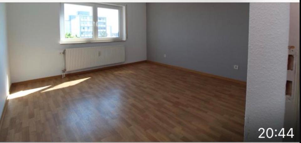 Etagenwohnung Lampertheim - 3 Zimmer, 70 m&sup2;, 1.170&euro; | Angebot:25045929
