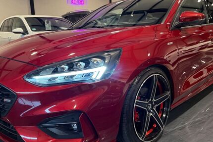 Ford Focus 84.567 km 15.990 &euro; Paderborn 33102