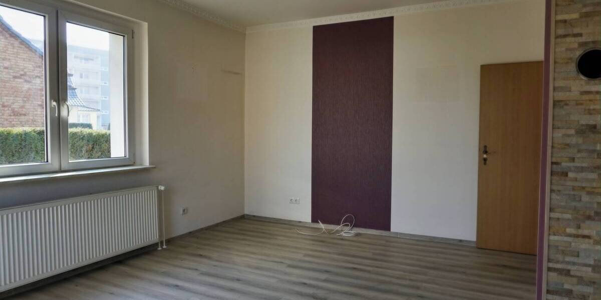 Mehrfamilienhaus, Wohnhaus Löcknitz - 8 Zimmer, 158 m&sup2;, 190.000&euro; | Angebot:25686154