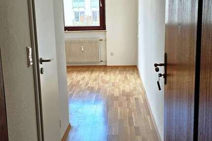 Wohnung zum Mieten in Neuenburg 375 € 15 m² 1 zimmer