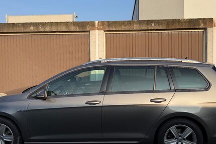 VW Golf 240.000 km 8.250 € Braunschweig 38122