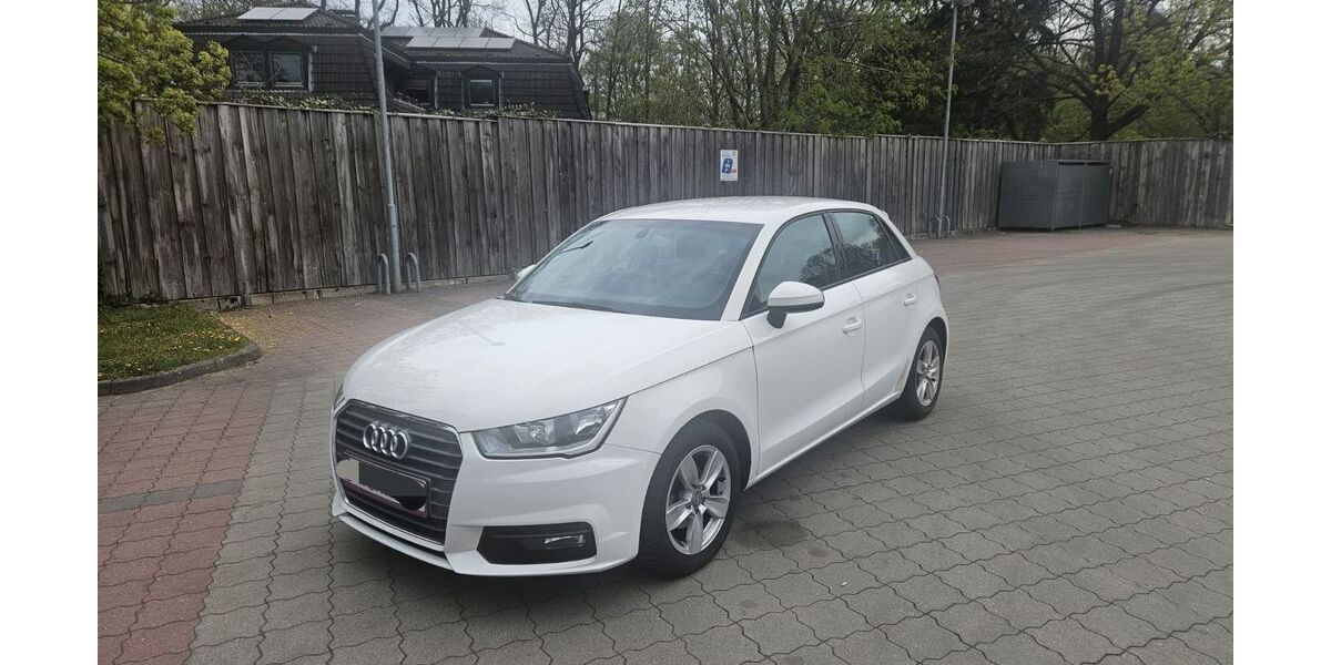 Audi A1 54.000 km 14.200 &euro; Ammersbek 22949