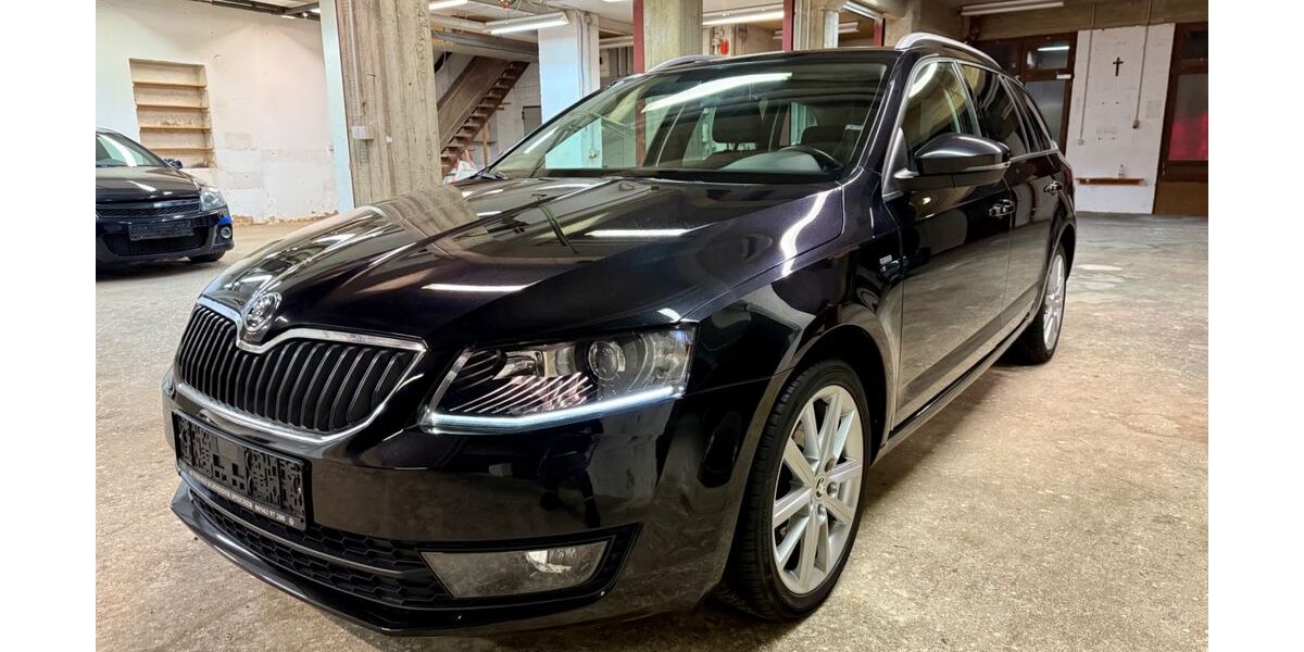 Skoda Octavia 179.000 km 10.890 &euro; Konz 54329