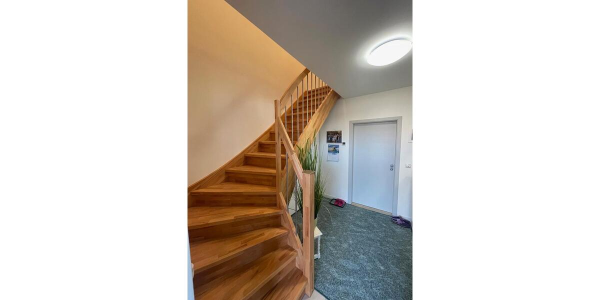 Etagenwohnung Sassnitz - 3 Zimmer, 97 m&sup2;, 1.100&euro; | Angebot:25436489