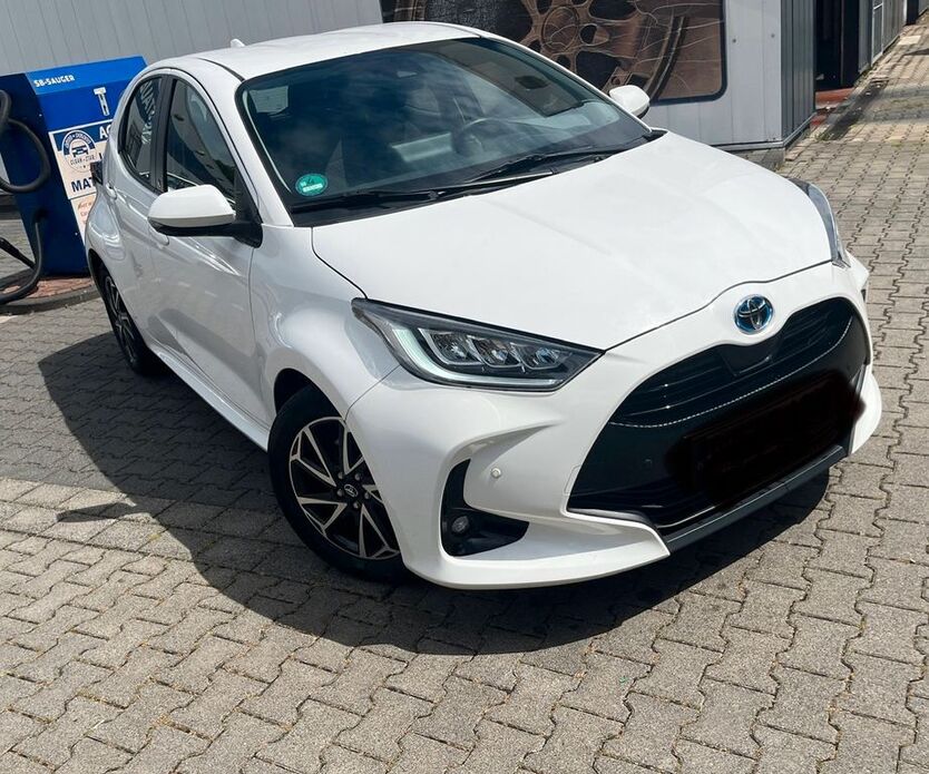Yaris