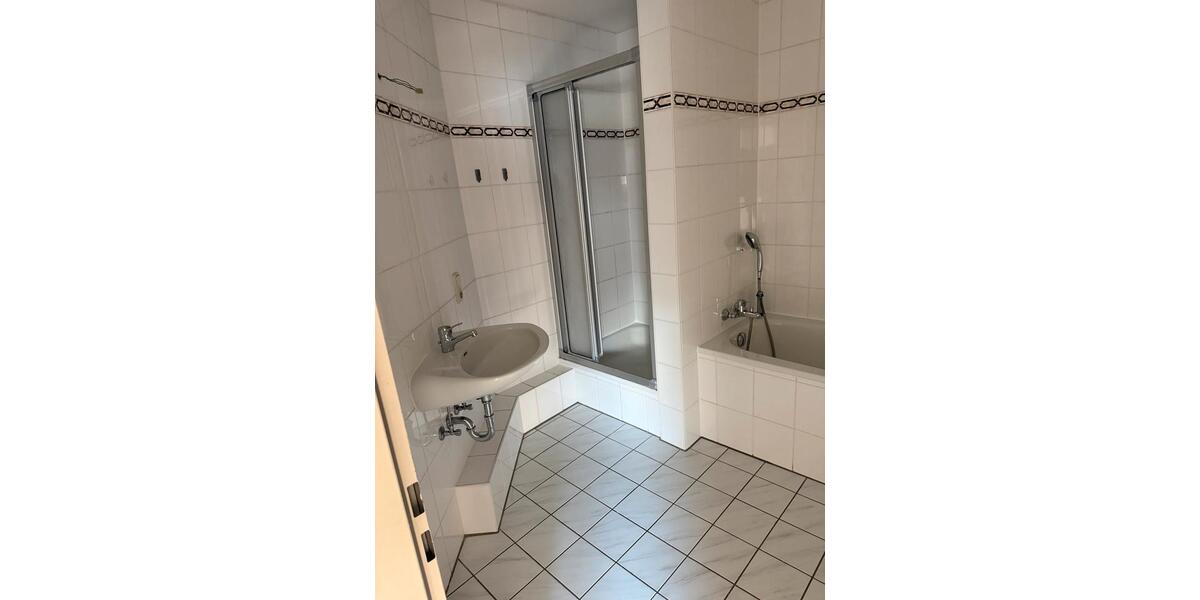 Dachgeschoßwohnung Kreuzau - 2 Zimmer, 66 m&sup2;, 870&euro; | Angebot:26356480