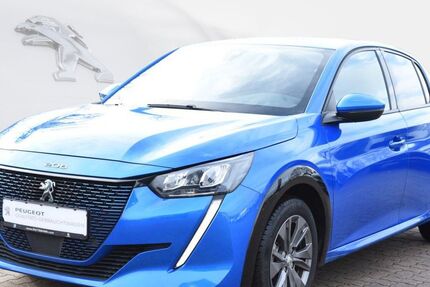 Peugeot 208 90.730 km 12.300 &euro; Schenefeld 25560