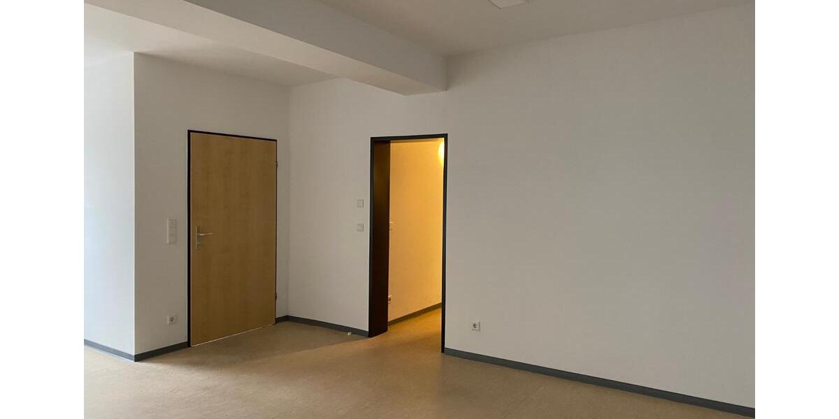 Etagenwohnung Bad Salzungen - 2 Zimmer, 58 m&sup2;, 380&euro; | Angebot:25180642