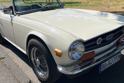Triumph TR6 102.497 km 24.880 &euro; Dortmund 44287