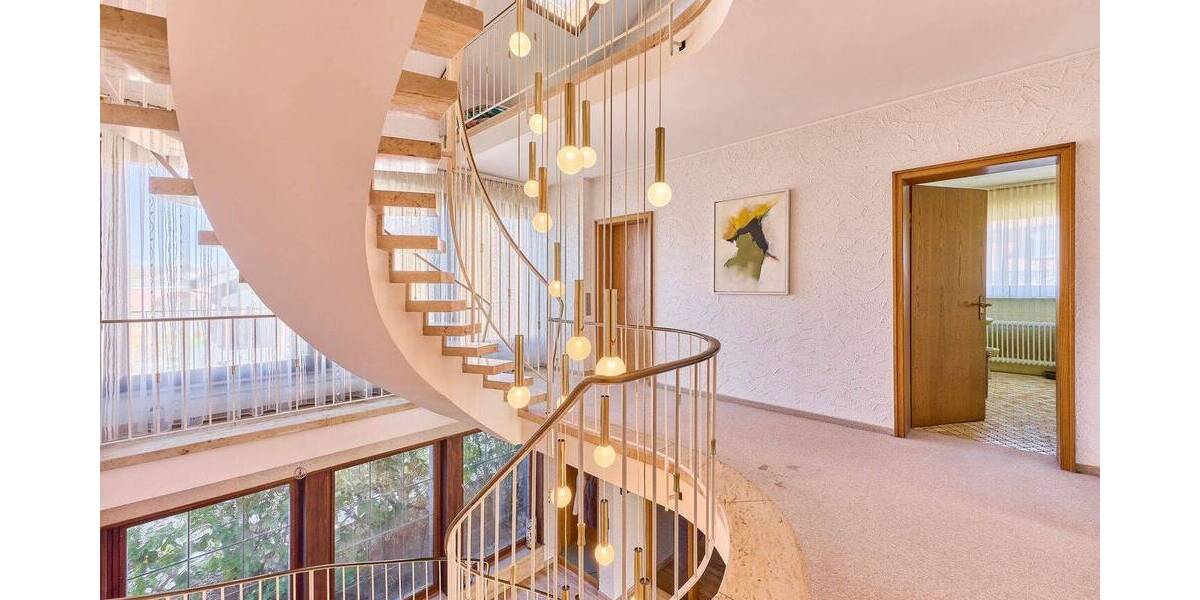 Einfamilienhaus Kaiserslautern Innenstadt - 6 Zimmer, 237 m&sup2;, 695.000&euro; | Angebot:26435800