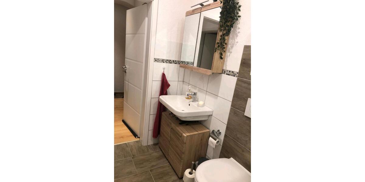 3-Zimmer-Wohnung im EG mit Einbauküche, Carport und Gartennutzung 3 zimmer