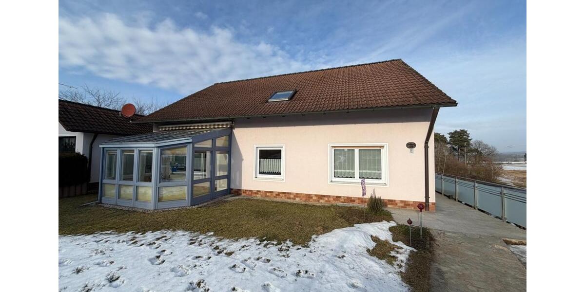 Erdgeschoßwohnung Neuhaus an der Pegnitz - 3 Zimmer, 106 m&sup2;, 940&euro; | Angebot:24751447