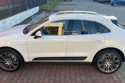 Porsche Macan 147.500 km 35.000 &euro; Berlin 10247