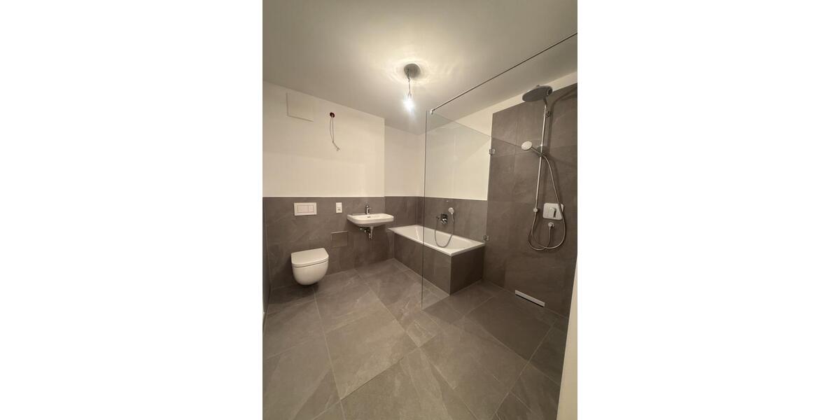 Etagenwohnung Karlsfeld - 4 Zimmer, 117 m&sup2;, 2.395&euro; | Angebot:25516860