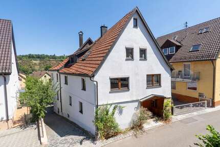 Haus Benningen am Neckar - 8 Zimmer, 208 m&sup2;, 489.000&euro; | Angebot:27126407