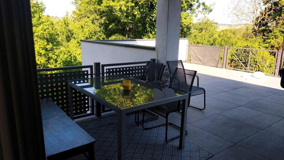 Einfamilienhaus Perl - 8 Zimmer, 180 m&sup2;, 650.000&euro; | Angebot:26768287