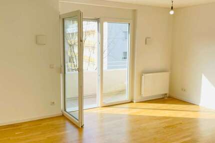 Wohnung Nürnberg Gleißhammer - 3 Zimmer, 73 m&sup2;, 900&euro; | Angebot:25718346