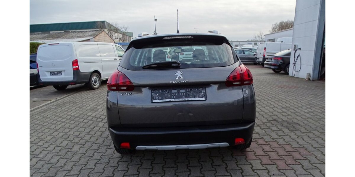 Peugeot 2008 1,2l Allure Einparkhilfe vorne + hinten, Klim 76.200 km 10.990 &euro; Rodgau 63110