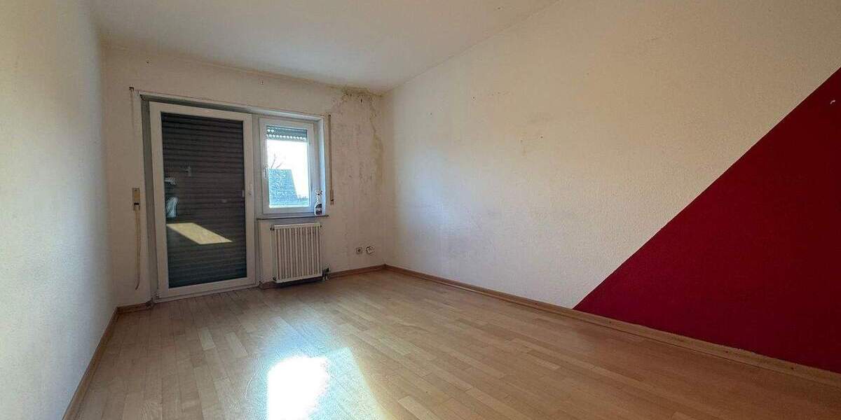 Reihenmittelhaus Mannheim Rheinau - 4 Zimmer, 122 m&sup2;, 365.000&euro; | Angebot:25730924
