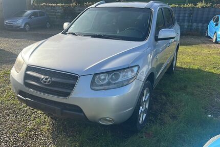 Hyundai SANTA FE 235.000 km 1.990 &euro; Beckingen 66701