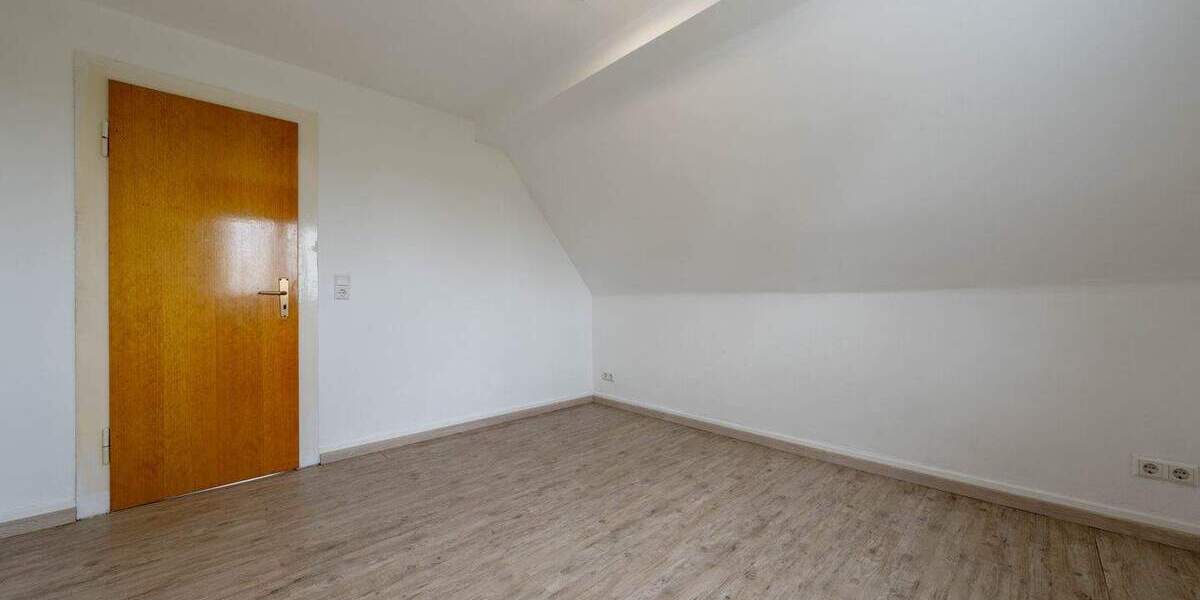 Doppelhaushälfte Lünen Brambauer - 3 Zimmer, 66 m&sup2;, 239.000&euro; | Angebot:25628679