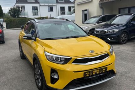 Kia Stonic 59.015 km 14.390 € München 80999