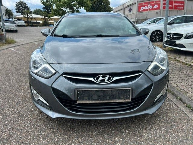 Hyundai i40 249.982 km 4.600 &euro; Pforzheim 75179