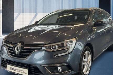 Renault Megane 67.207 km 13.190 &euro; München 81827