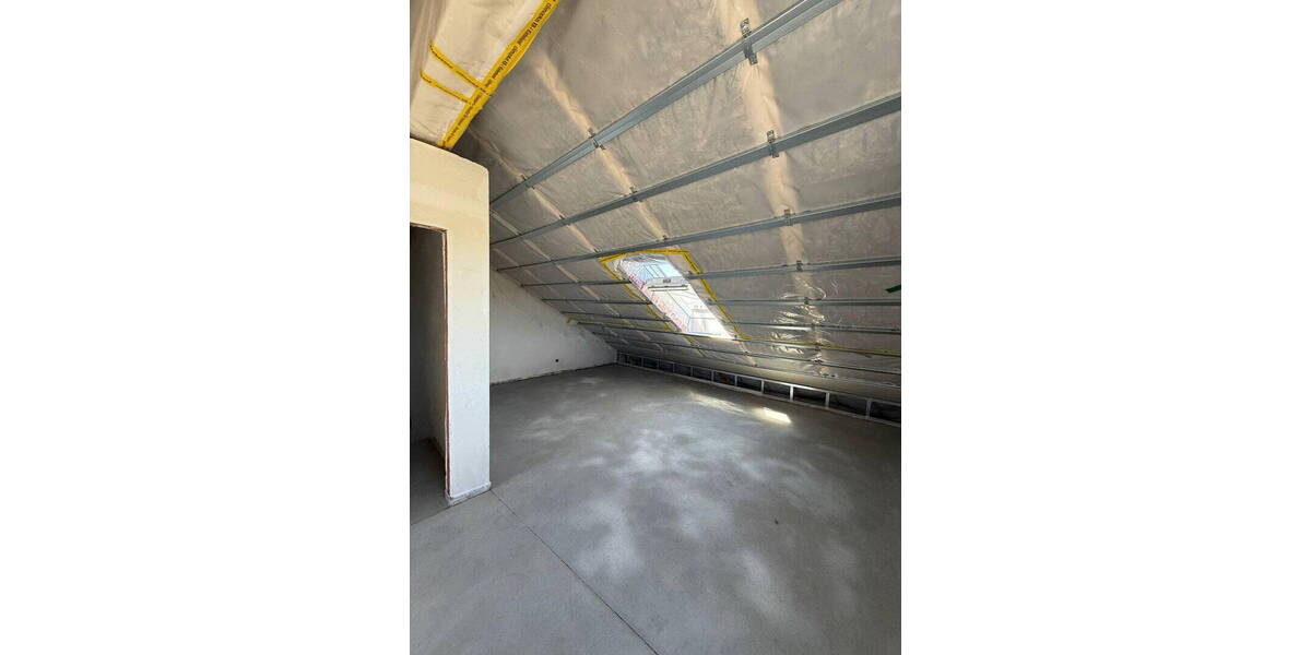 Doppelhaushälfte Ludwigsfelde - 5 Zimmer, 144 m&sup2;, 2.479&euro; | Angebot:26326881