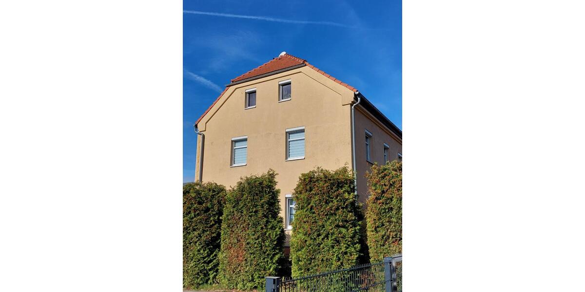 Dachgeschoßwohnung Großröhrsdorf - 3 Zimmer, 66 m&sup2;, 509&euro; | Angebot:25352422