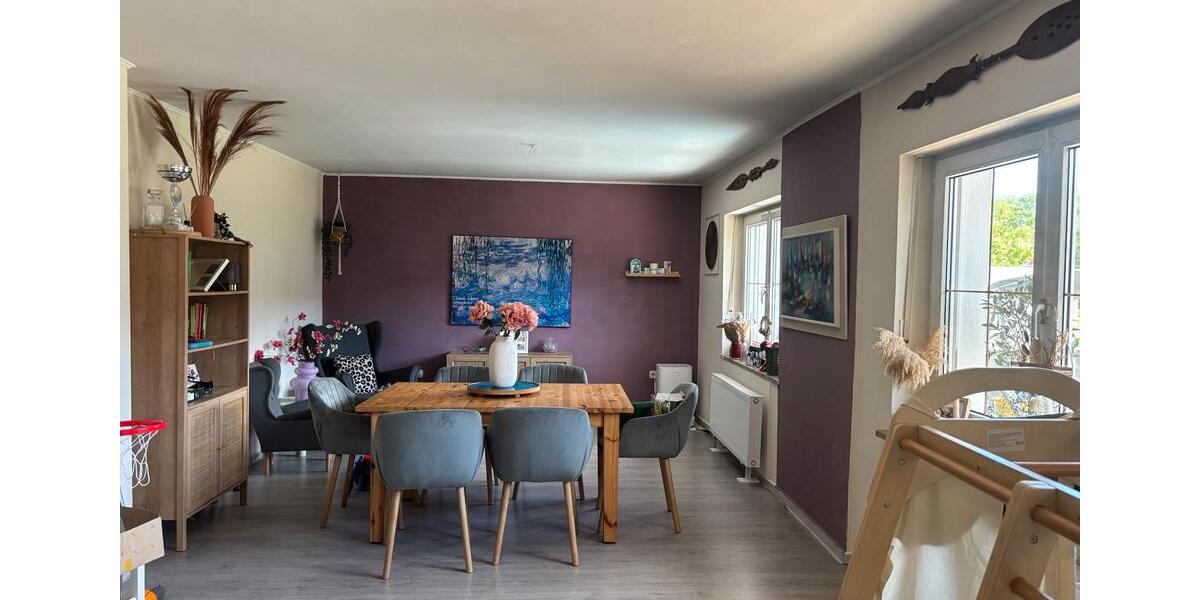 Einfamilienhaus Hirschau - 7 Zimmer, 150 m&sup2;, 370.000&euro; | Angebot:26759970