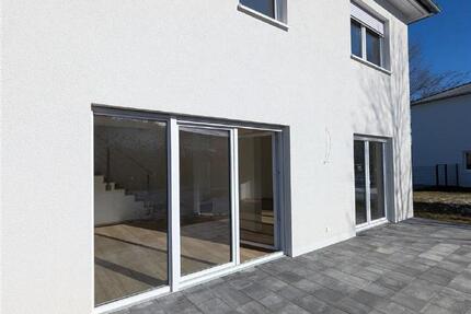 Luxuriöses Haus mit kleiner EinliegerWohnung! ***ERSTBEZUG***