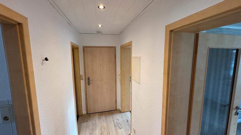Etagenwohnung Mücheln (Geiseltal) - 3 Zimmer, 52 m&sup2;, 315&euro; | Angebot:25884901