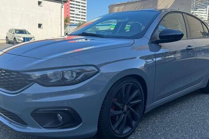 Fiat Tipo 89.000 km 9.890 &euro; Neu Isenburg 63263